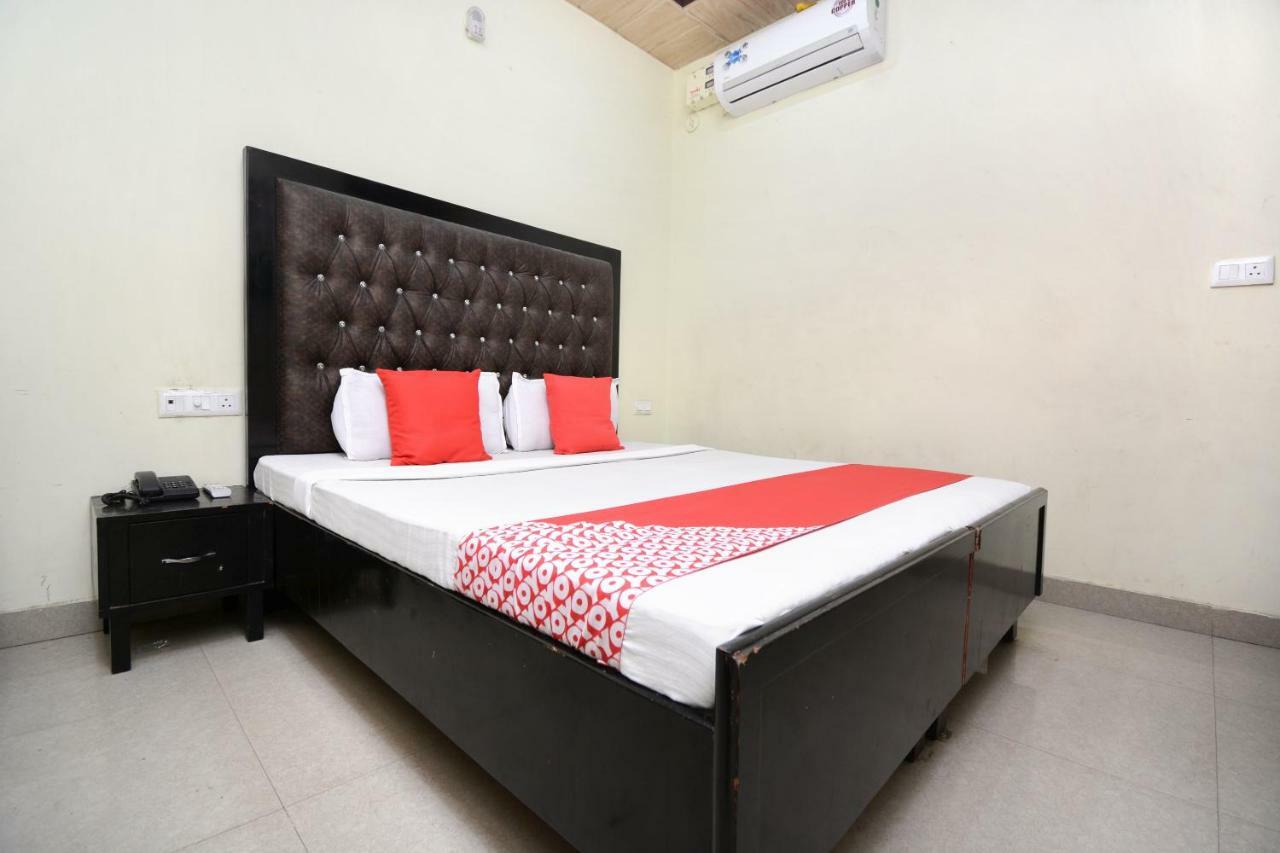 Oyo 29409 Hotel Best Sleep Inn 贾朗达尔 外观 照片