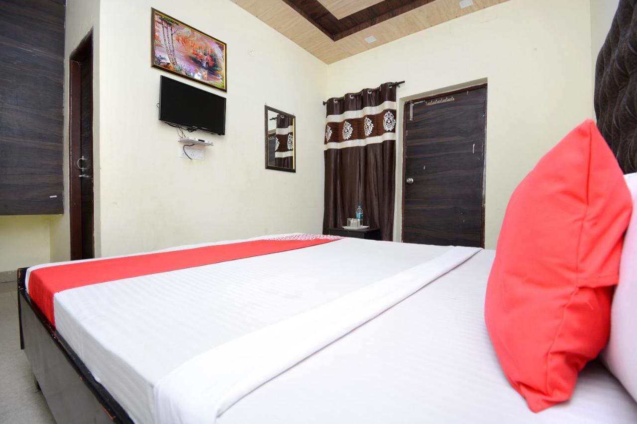 Oyo 29409 Hotel Best Sleep Inn 贾朗达尔 外观 照片