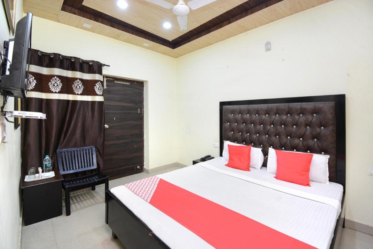 Oyo 29409 Hotel Best Sleep Inn 贾朗达尔 外观 照片