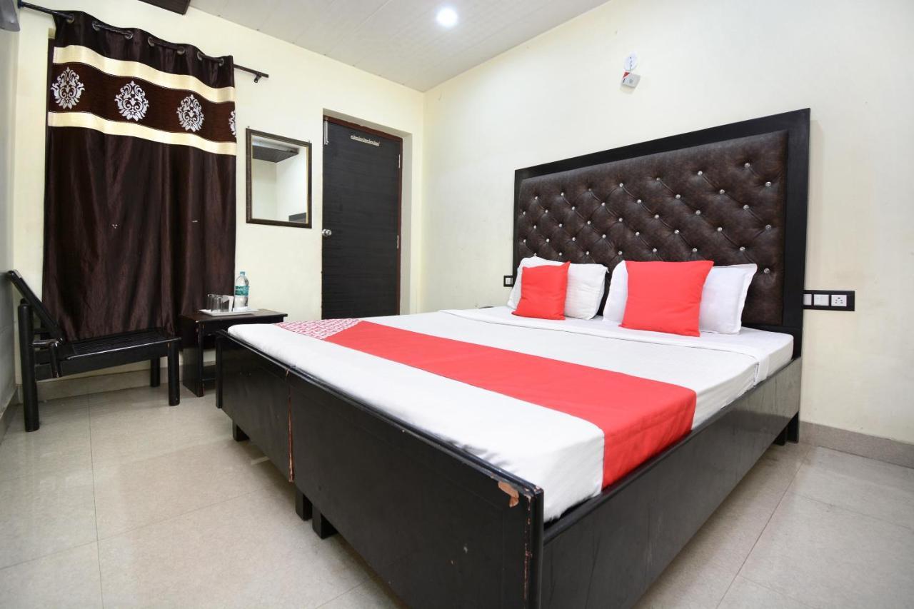 Oyo 29409 Hotel Best Sleep Inn 贾朗达尔 外观 照片